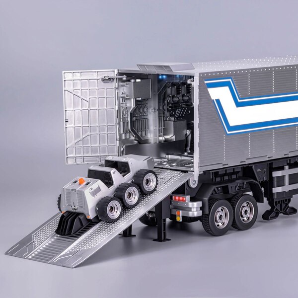  Robosen Transformers Optimus Prime Auto Converting Trailer With Roller Preorders  (3 of 19)